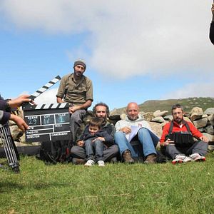 Fotoğraf Kırlangıçlar Susamışsa