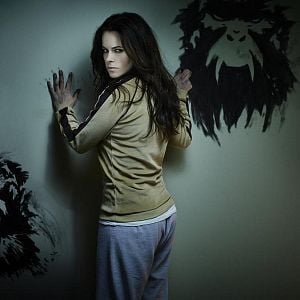 Fotoğraf Emily Hampshire