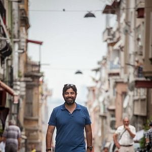 Fotoğraf Yapışık Kardeşler