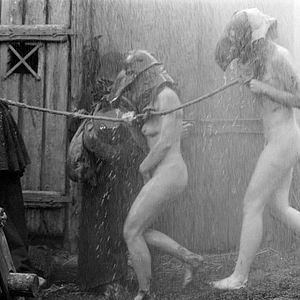 Fotoğraf Trudno byt bogom