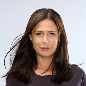 Fotoğraf Maura Tierney