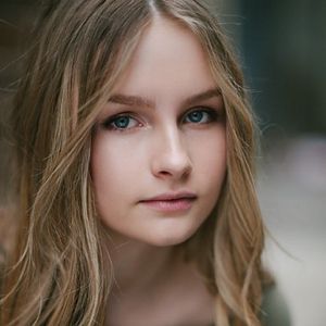 Fotoğraf Olivia DeJonge