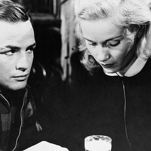 Fotoğraf Rıhtımlar Üzerinde