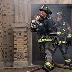 Fotoğraf Taylor Kinney