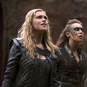 Fotoğraf The 100