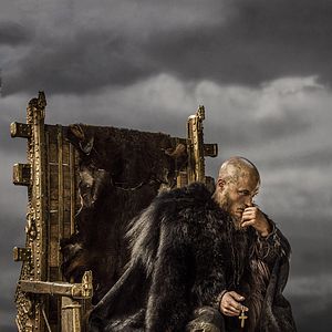 Fotoğraf Travis Fimmel