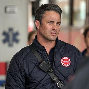 Fotoğraf Taylor Kinney