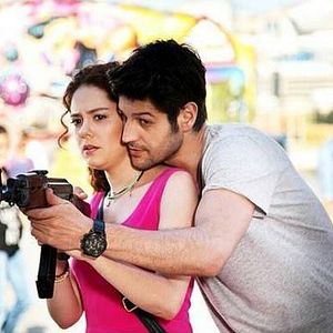 Fotoğraf Acil Aşk Aranıyor