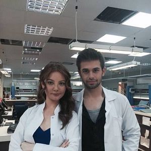 Fotoğraf Acil Aşk Aranıyor