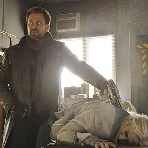 Fotoğraf Grant Bowler