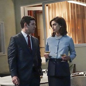 Fotoğraf Lizzy Caplan