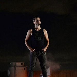 Fotoğraf Aaron Tveit