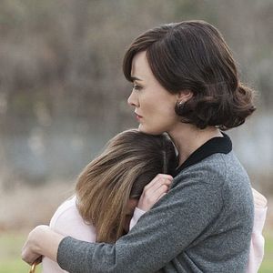 Fotoğraf Dominique McElligott