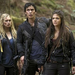 Fotoğraf The 100