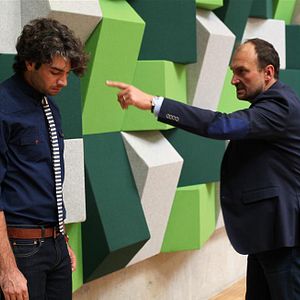 Fotoğraf Tatlı Küçük Yalancılar