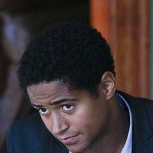 Fotoğraf Alfred Enoch