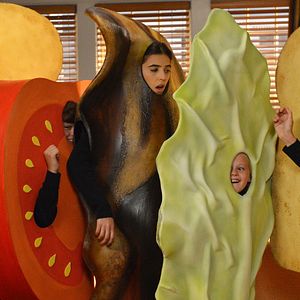 Fotoğraf The Neighbors