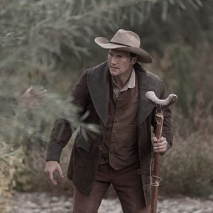 Fotoğraf Bone Tomahawk