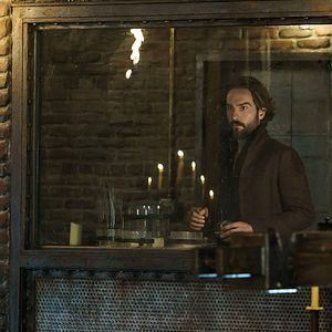 Fotoğraf Tom Mison