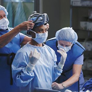 Fotoğraf Kelly McCreary