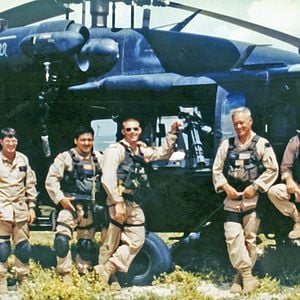 Fotoğraf Kara Şahin Düştü