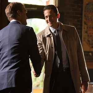 Fotoğraf Sasha Roiz