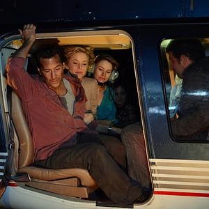 Fotoğraf 10.0 Earthquake