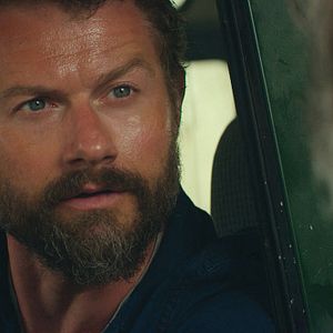 Fotoğraf James Badge Dale