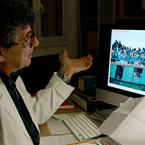 Fotoğraf Denizdeki Ateş