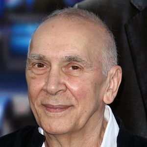 Fotoğraf Frank Langella