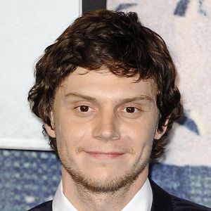 Fotoğraf Evan Peters