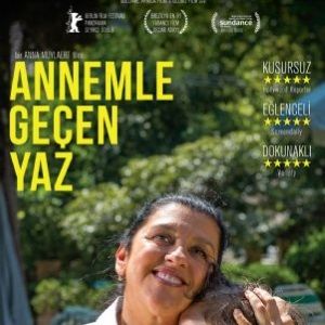 Fotoğraf Annemle Geçen Yaz