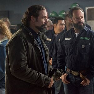 Fotoğraf Life On The Line