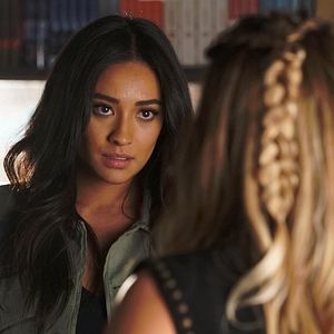 Fotoğraf Shay Mitchell