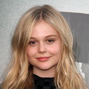 Fotoğraf Emily Alyn Lind