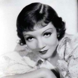 Fotoğraf Claudette Colbert