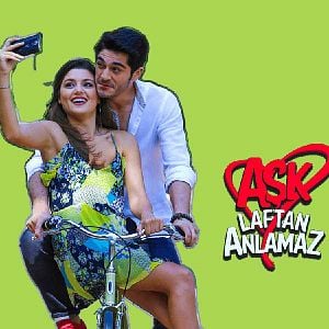 Fotoğraf Aşk Laftan Anlamaz