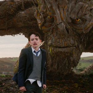 Fotoğraf Lewis MacDougall