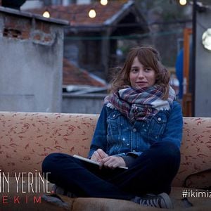 Fotoğraf İkimizin Yerine