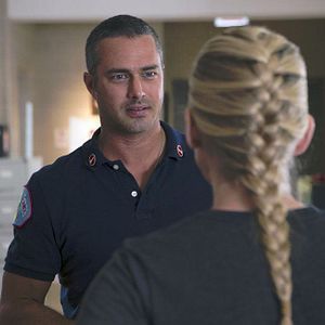Fotoğraf Taylor Kinney