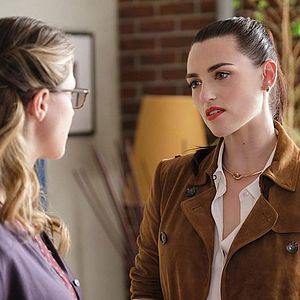 Fotoğraf Katie McGrath