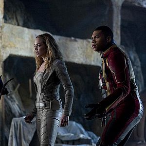 Fotoğraf Caity Lotz