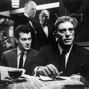 Fotoğraf Başarının Tatlı Kokusu