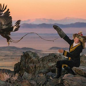 Fotoğraf Kartal Avcısı Kız