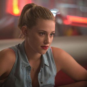 Fotoğraf Lili Reinhart