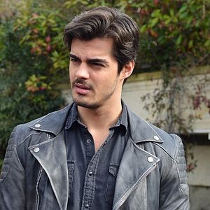 Fotoğraf Dayan Yüreğim