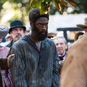 Fotoğraf Aldis Hodge