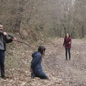 Fotoğraf Kırgın Çiçekler