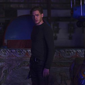 Fotoğraf Dominic Sherwood