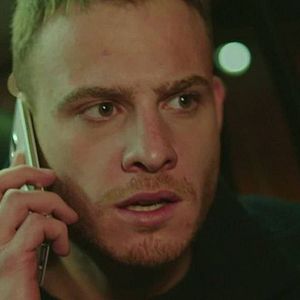 Fotoğraf Bu Şehir Arkandan Gelecek